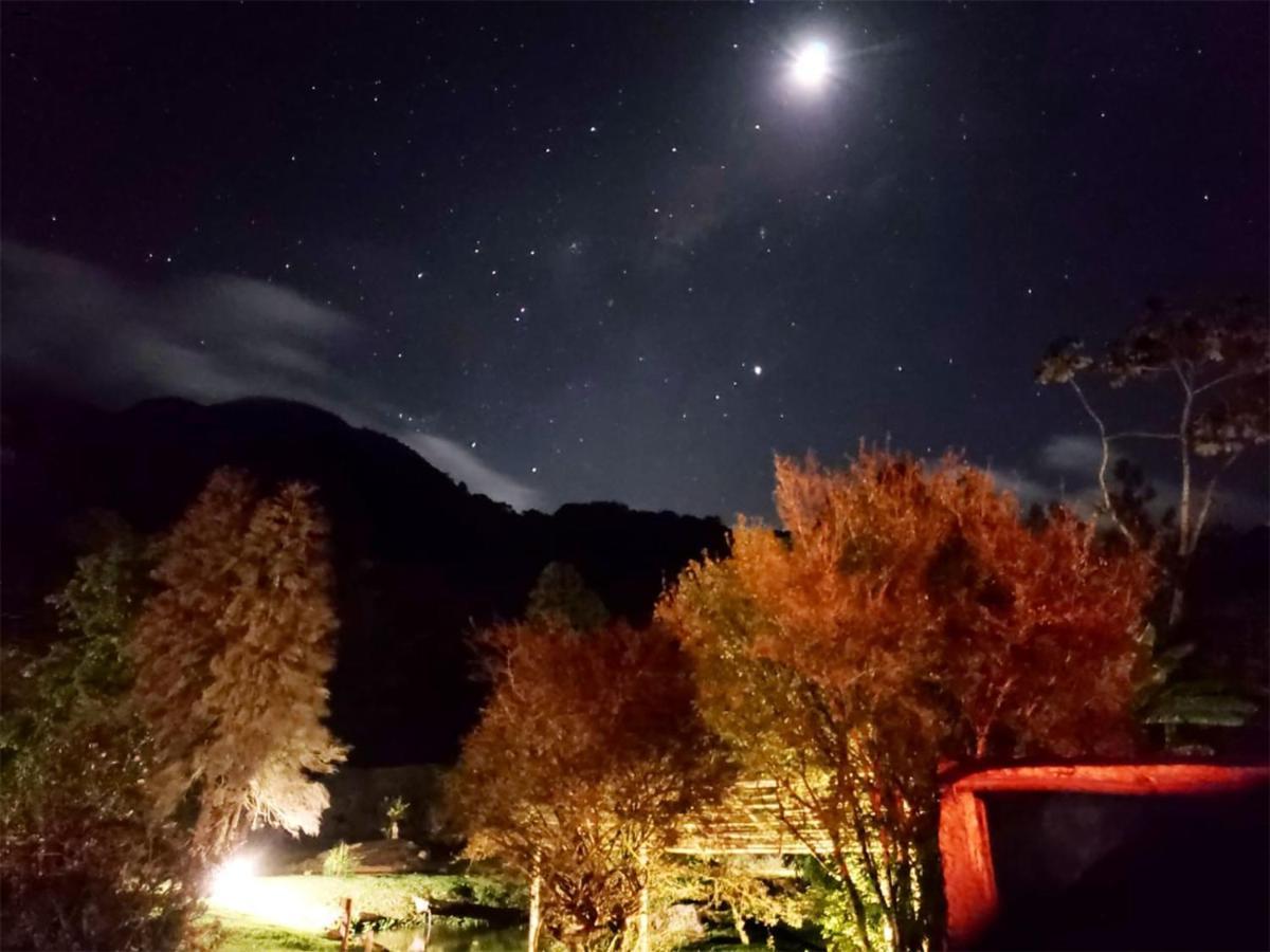 Hospedaria Vida na Roça Sao Bento do Sapucai Bagian luar foto